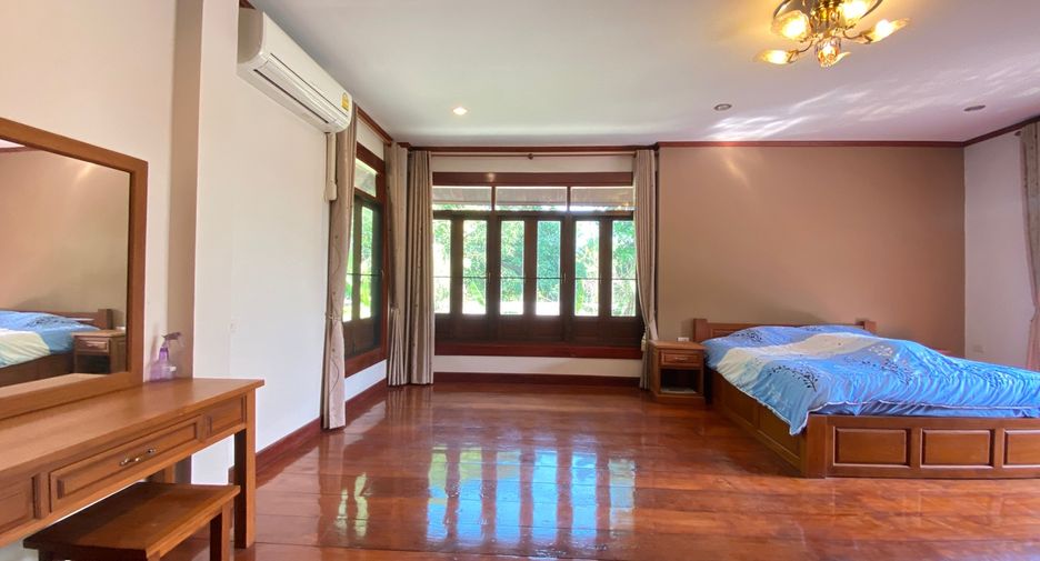 For rent 4 bedrooms house in San Sai, Chiang Mai