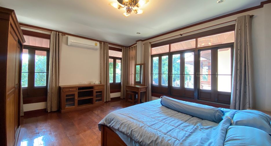 For rent 4 bedrooms house in San Sai, Chiang Mai