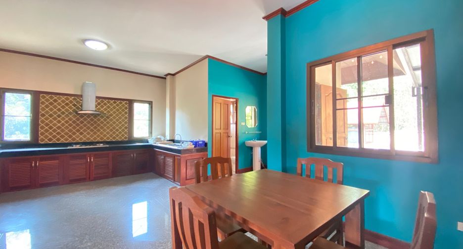 For rent 4 bedrooms house in San Sai, Chiang Mai