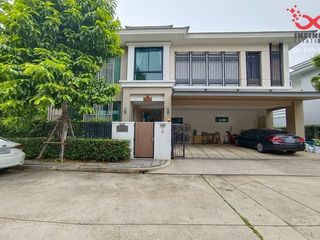 For sale 5 Beds house in Phasi Charoen, Bangkok
