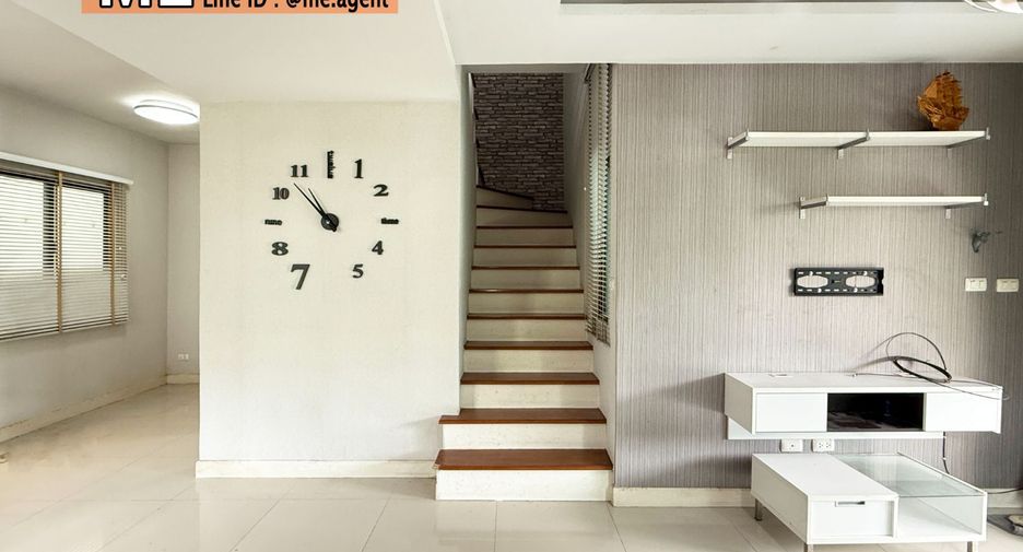 For sale 3 ベッドルーム townhouse in Suan Luang, Bangkok