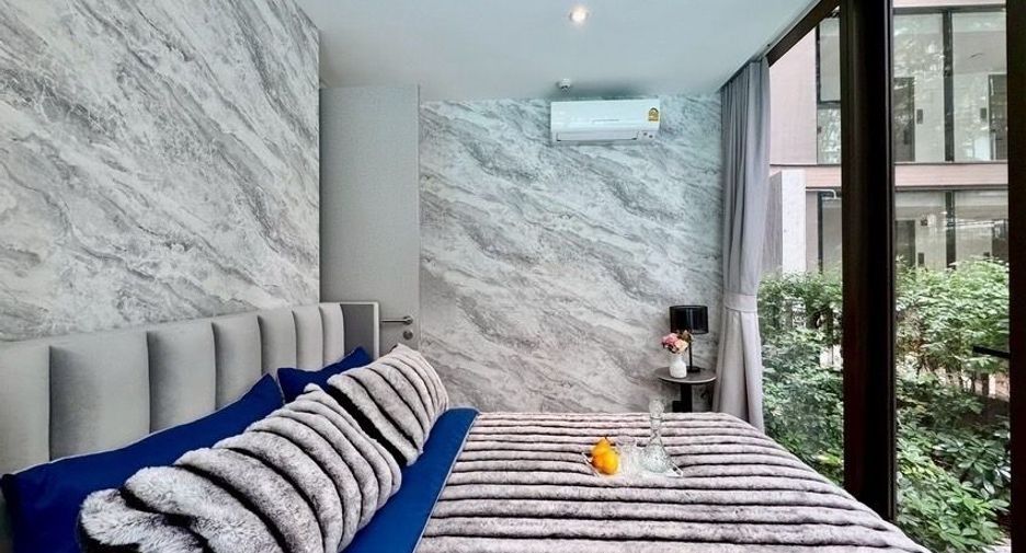 For rent 3 bedrooms condo in Khlong Toei, Bangkok