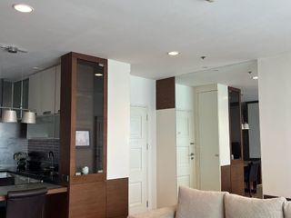 For rent 3 Beds condo in Phaya Thai, Bangkok