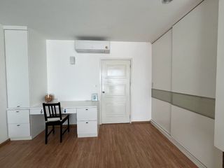 For rent 3 Beds condo in Phaya Thai, Bangkok