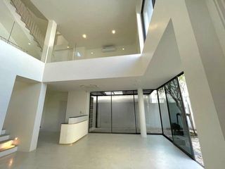 For rent 3 Beds office in Chatuchak, Bangkok