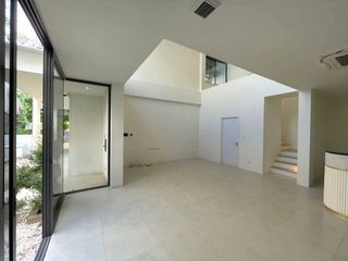 For rent 3 Beds office in Chatuchak, Bangkok