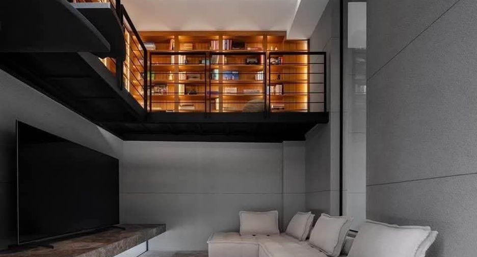 For sale 3 bedrooms house in Sathon, Bangkok