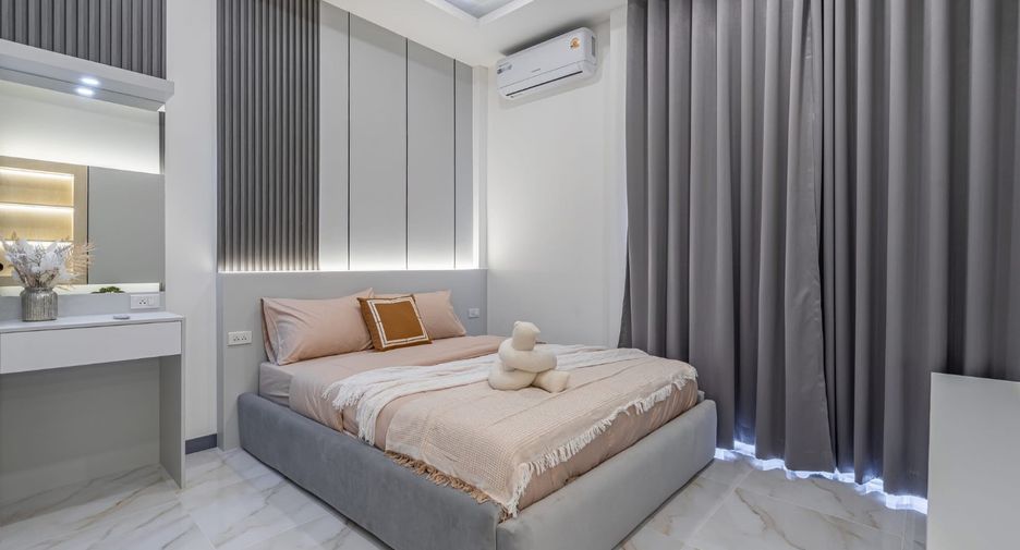 For sale 5 ベッドルーム house in Bang Lamung, Chonburi