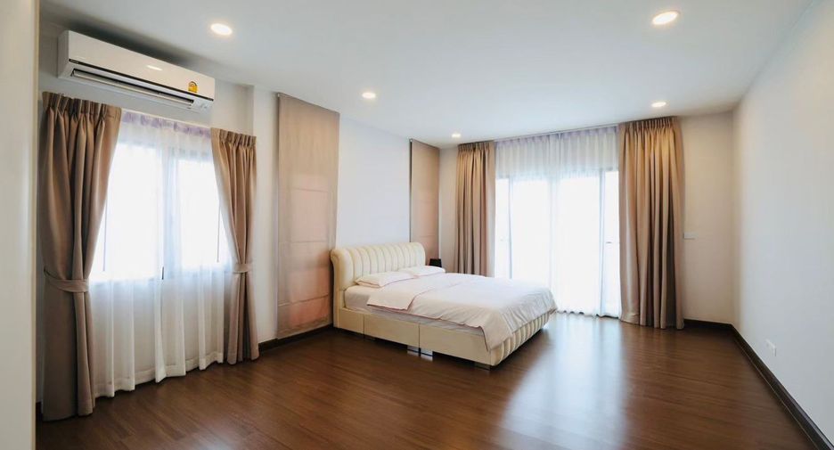 Haus zur Miete mit 4 Zimmer in Bang Phli, Samut Prakan