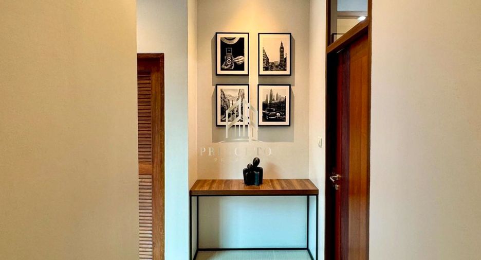 Casa en alquiler de 4 habitaciones en Lat Phrao, Bangkok