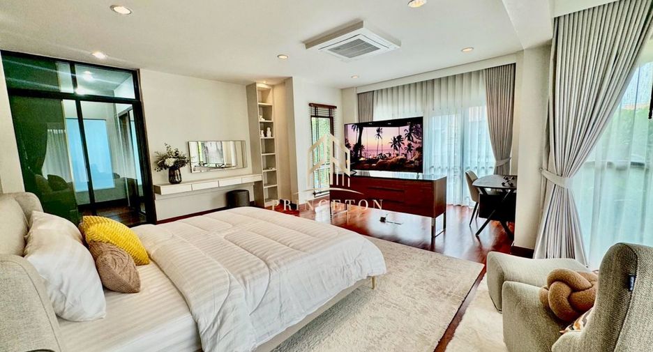 Casa en alquiler de 4 habitaciones en Lat Phrao, Bangkok