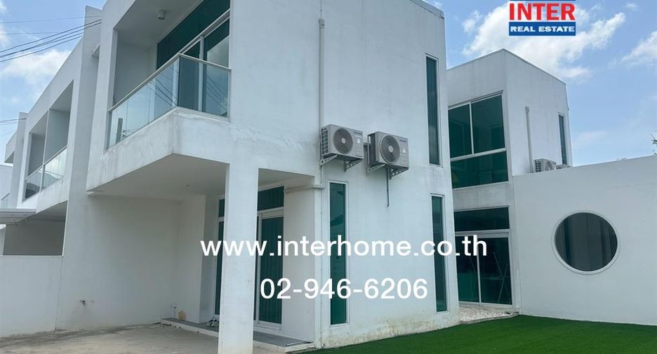 For rent and for sale 2 bedrooms townhouse in Bang Phli, Samut Prakan