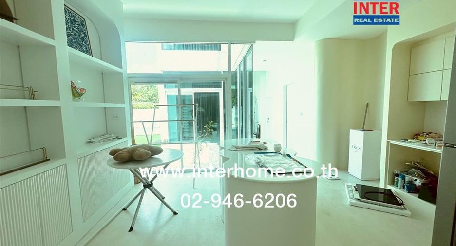 For rent and for sale 2 bedrooms townhouse in Bang Phli, Samut Prakan