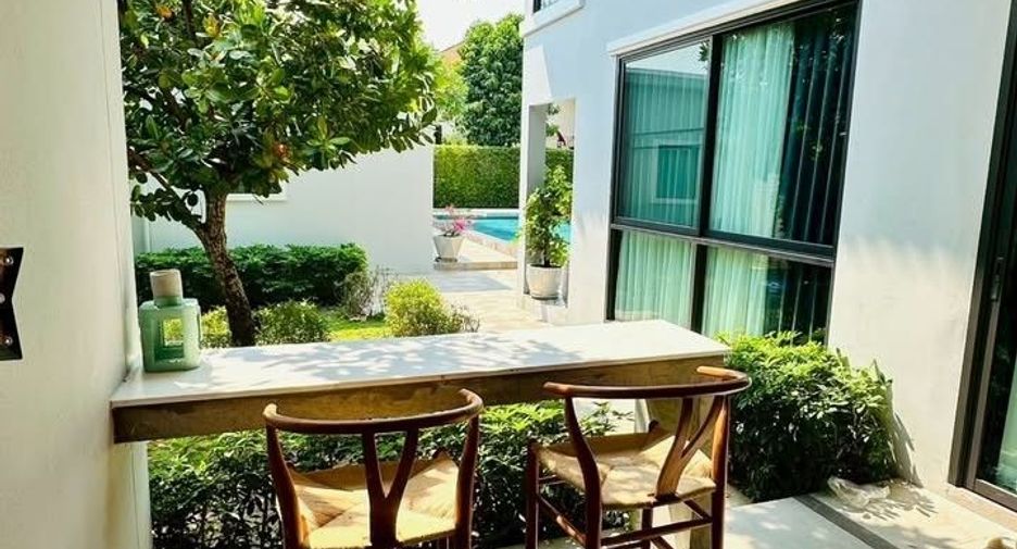 For rent 5 bedrooms house in San Sai, Chiang Mai