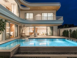 For rent and for sale 4 bedrooms villa in Mueang Phuket, Phuket