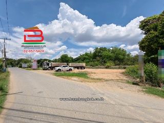 For sale land in Phanom Sarakham, Chachoengsao