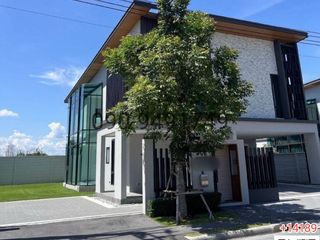 For rent 4 bedrooms house in Thawi Watthana, Bangkok