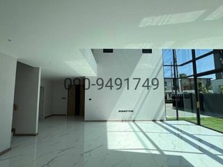 For rent 4 bedrooms house in Thawi Watthana, Bangkok