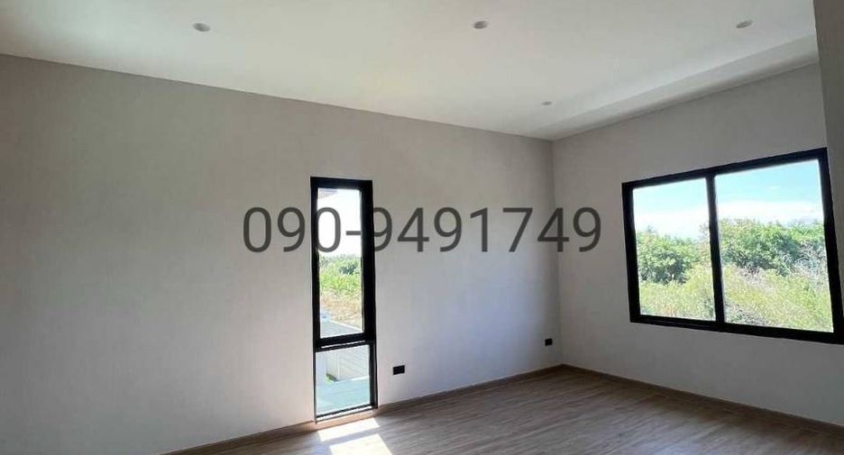 Haus zur Miete mit 4 Zimmer in Thawi Watthana, Bangkok