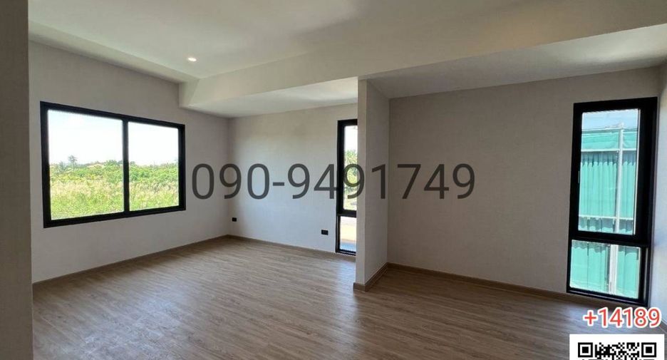Haus zur Miete mit 4 Zimmer in Thawi Watthana, Bangkok