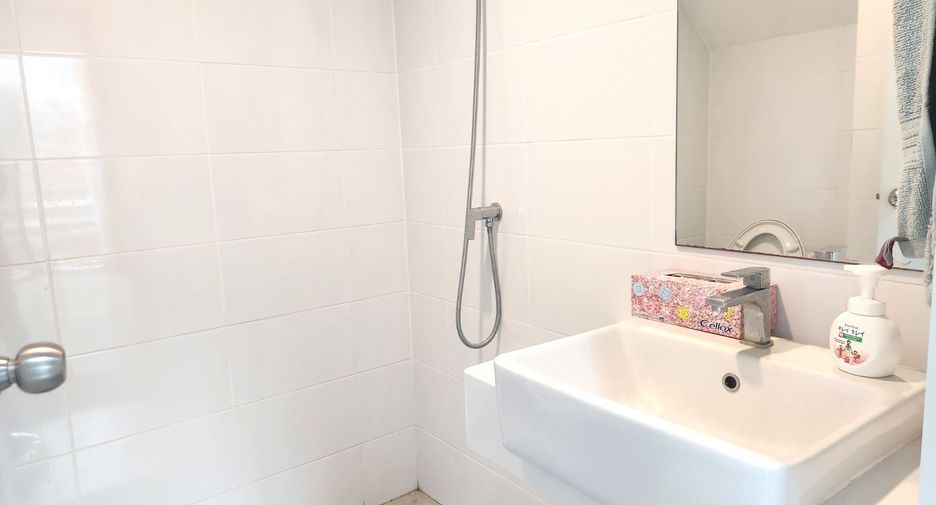 For sale 4 ベッドルーム townhouse in Pak Chong, Nakhon Ratchasima