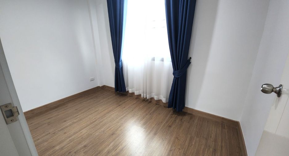 For sale 4 ベッドルーム townhouse in Pak Chong, Nakhon Ratchasima