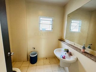 For rent and for sale 3 bed house in Mueang Samut Sakhon, Samut Sakhon