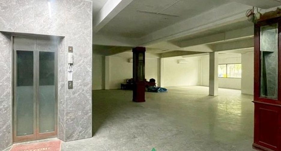 For rent and for sale retail Space in Bang Sue, Bangkok