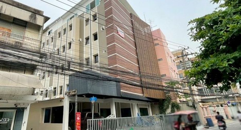 For rent and for sale retail Space in Bang Sue, Bangkok