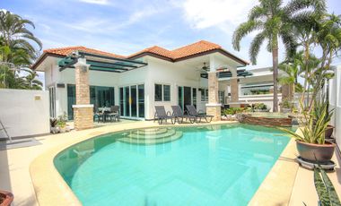 For sale 4 ベッドルーム villa in Hua Hin, Prachuap Khiri Khan