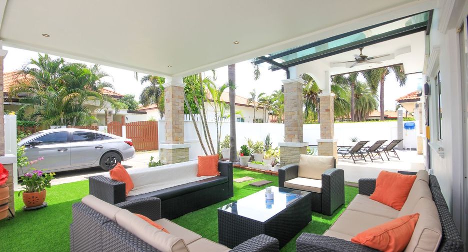 For sale 4 bedrooms villa in Hua Hin, Prachuap Khiri Khan