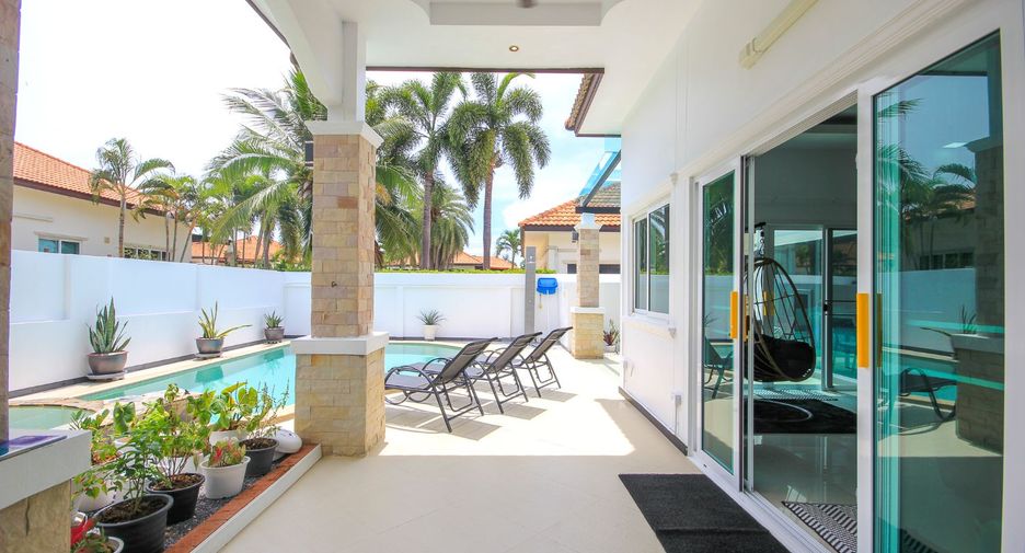For sale 4 bedrooms villa in Hua Hin, Prachuap Khiri Khan