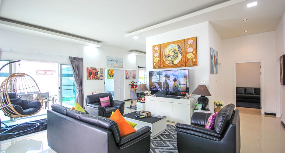 For sale 4 bedrooms villa in Hua Hin, Prachuap Khiri Khan