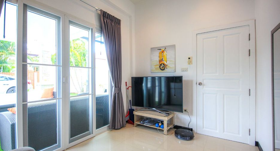For sale 4 bedrooms villa in Hua Hin, Prachuap Khiri Khan