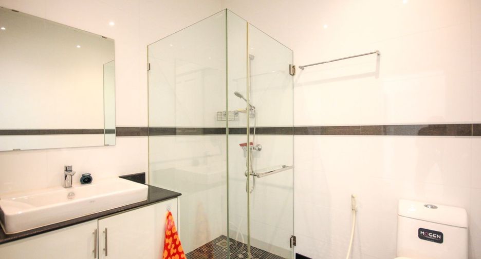 For sale 4 bedrooms villa in Hua Hin, Prachuap Khiri Khan