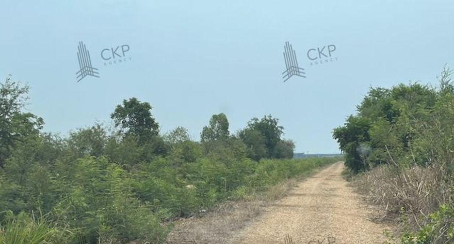 Terreno en venta en Kamphaeng Saen, Nakhon Pathom