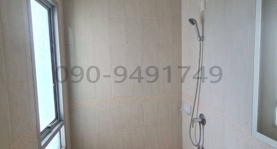 For rent and for sale 3 bedrooms townhouse in Suan Luang, Bangkok