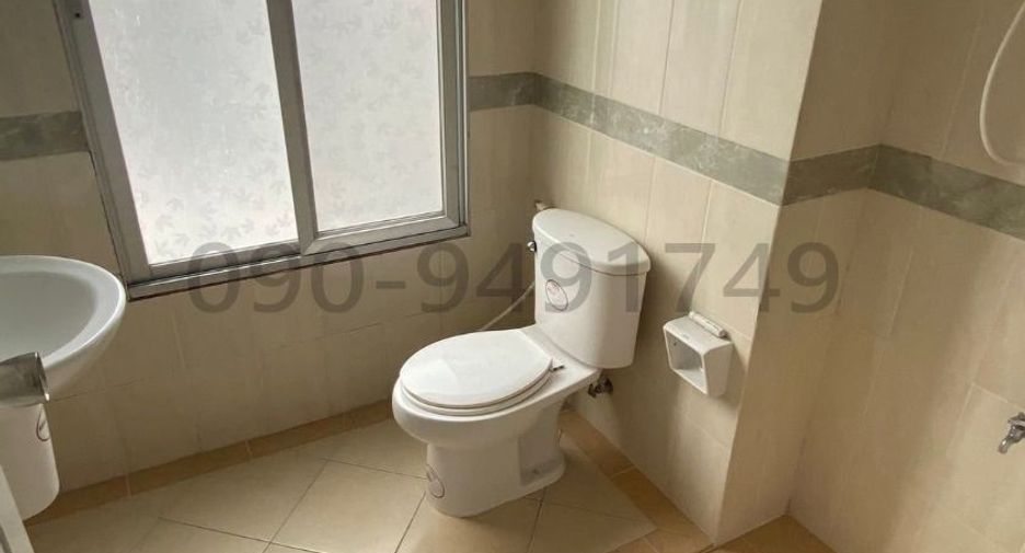 For rent and for sale 3 bedrooms townhouse in Suan Luang, Bangkok