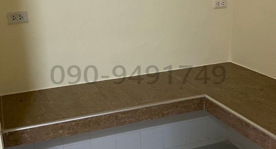 For rent and for sale 3 bedrooms townhouse in Suan Luang, Bangkok