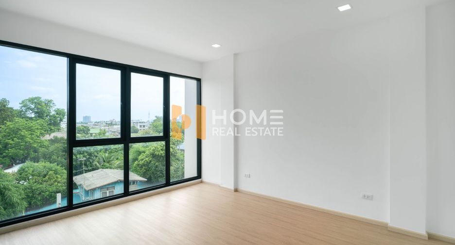 Reihenhaus zum Kauf mit 3 Zimmer in Taling Chan, Bangkok
