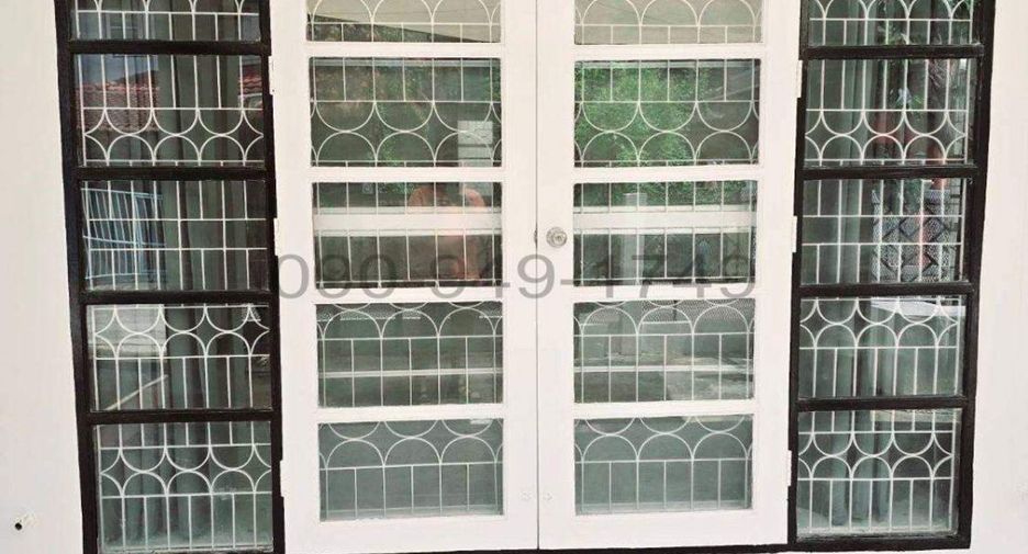 For rent 3 bedrooms house in Mueang Nonthaburi, Nonthaburi