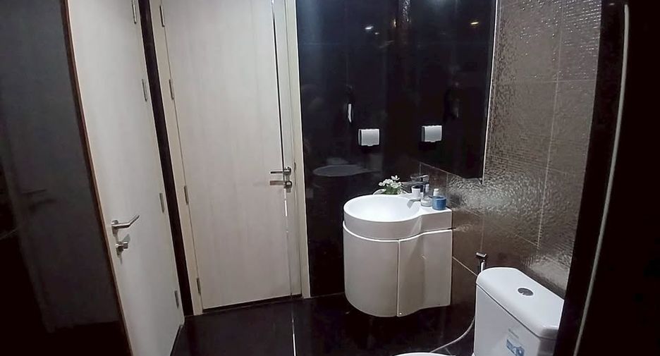 For rent and for sale 2 bedrooms condo in Khlong Toei, Bangkok