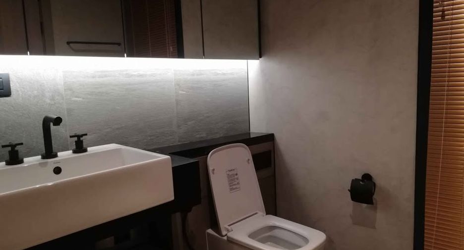 Wohnung zur Miete und zum Kauf mit 2 Zimmer in Watthana, Bangkok