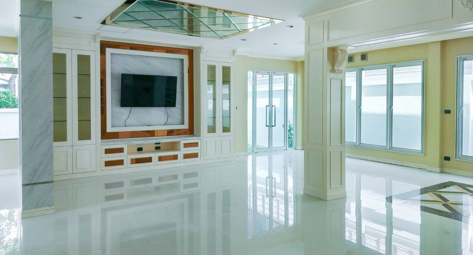 ขาย 5 ห้องนอน บ้านเดี่ยว ใน ลาดกระบัง, กรุงเทพฯ