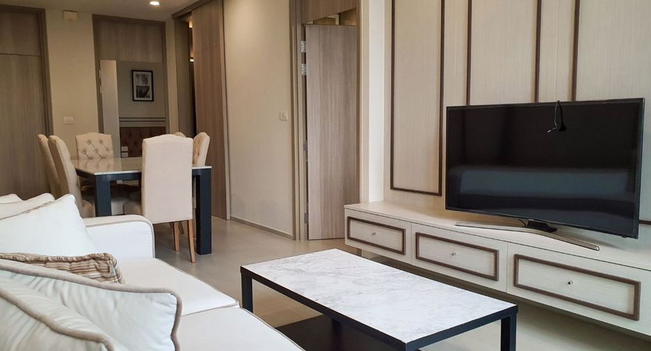 For rent 2 bedrooms condo in Pathum Wan, Bangkok