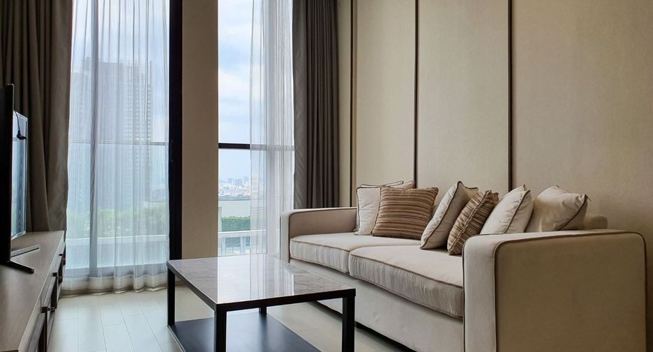 For rent 2 bedrooms condo in Pathum Wan, Bangkok