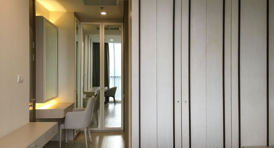 For rent 2 bedrooms condo in Pathum Wan, Bangkok