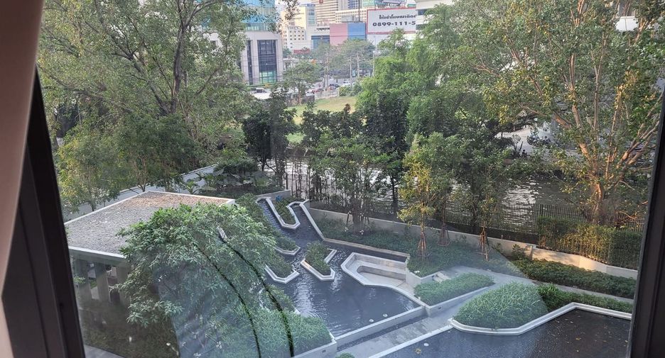 For rent 1 bed condo in Pathum Wan, Bangkok