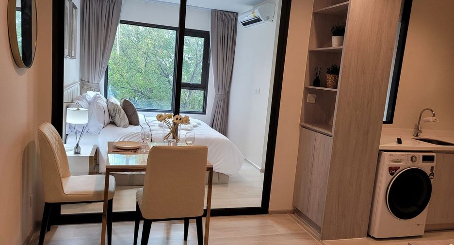 For rent 1 bed condo in Pathum Wan, Bangkok