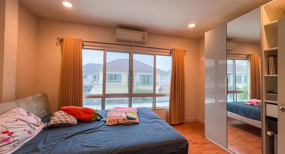For sale 3 bedrooms house in Saphan Sung, Bangkok
